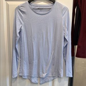 Athleta Soft Blue Long Sleeve Tee XSop